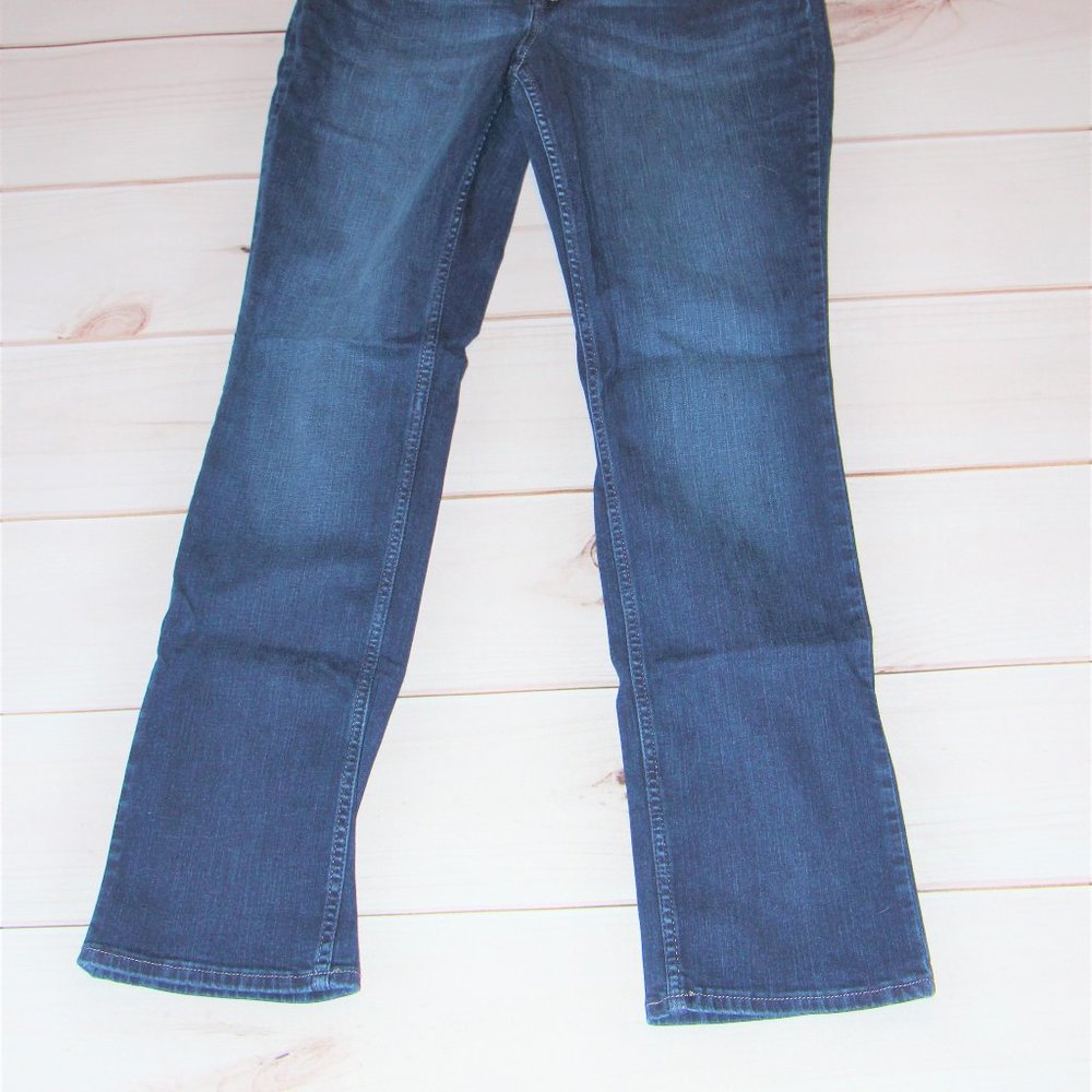 Lee Rider Mid Rise 5 Pocket Jeans - Picture 3 of 4